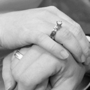 Pria beristri tertarik wanita lain