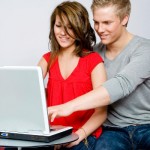 Tips Menghindari Perselingkuhan di Facebook