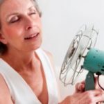 7 Tips Mengatasi dan Meredakan Gejala Menopause