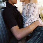 Berbuat Mesum di Mobil, Dosen Dan Mahasiswi Di Gerebek Satpol PP