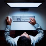 Baca Cerita Seks Bikin Hubungan Makin Hot, Ini Faktanya!