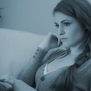 Wanita kecanduan film porno