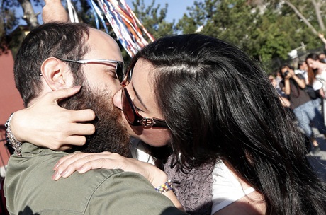 ciuman massal di Turki