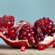 Manfaat jus delima meningkatkan stamina seksual pria