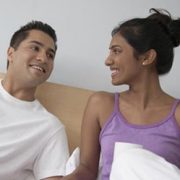 Betulkah bercinta di pagi hari bikin wanita cepat hamil