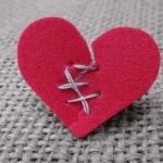 Cara Menghilangkan Sakit Hati Karena Putus Cinta